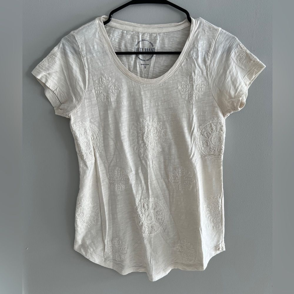 Lucky Brand White Embroidered Tee Small Short Sleeve Cotton